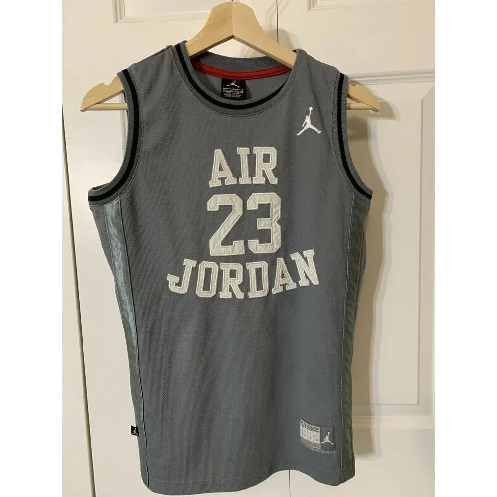 Air Jordan Michael‎ Jordan #23 Jersey Size Youth Large